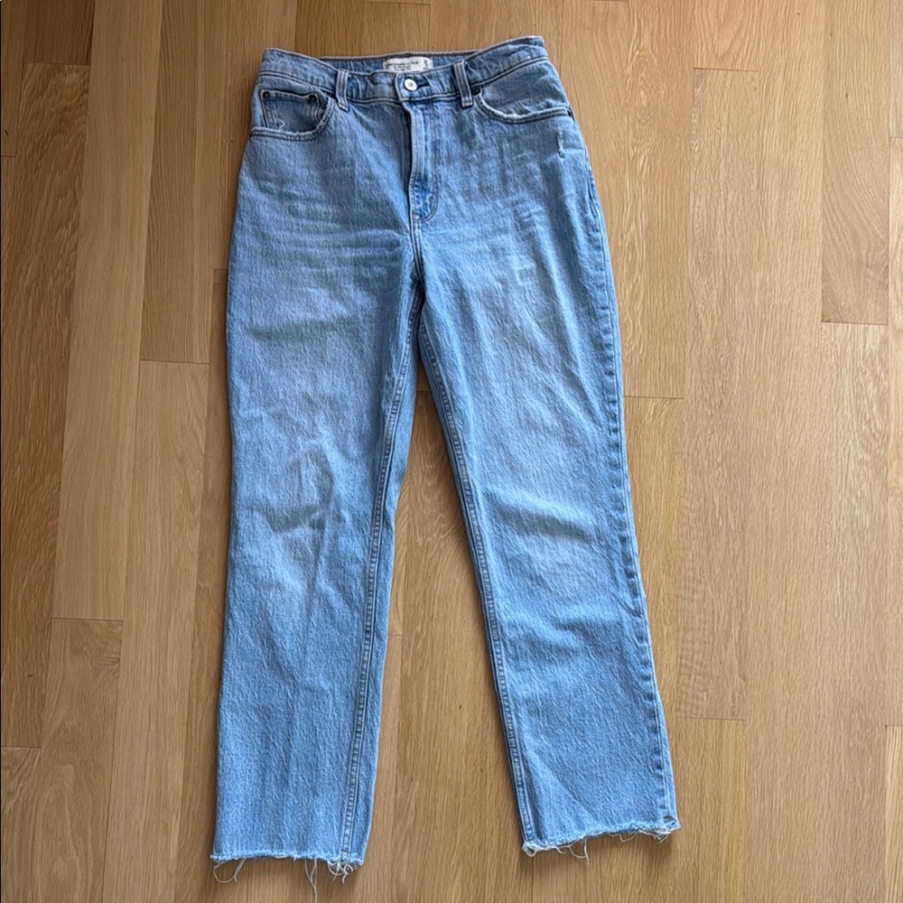 Abercrombie & Fitch 90’s Straight Ultra High Rise Jeans